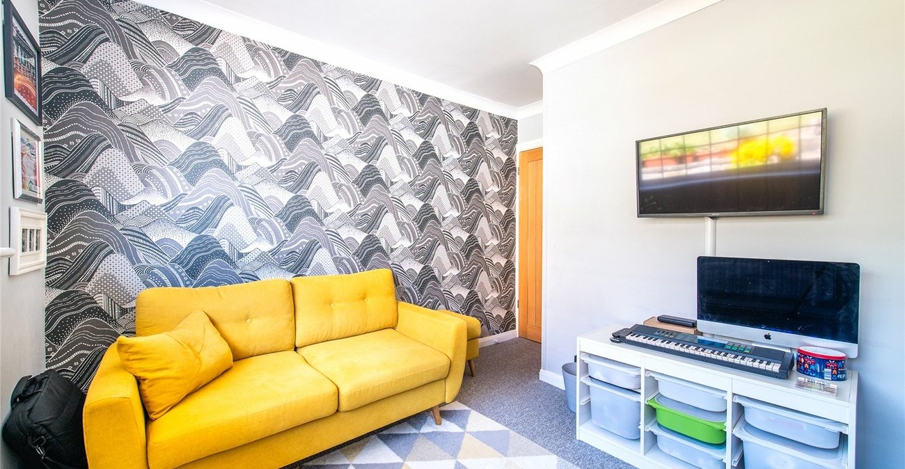 4 bedroom house for sale in Istead Rise | Robinson Michael & Jackson