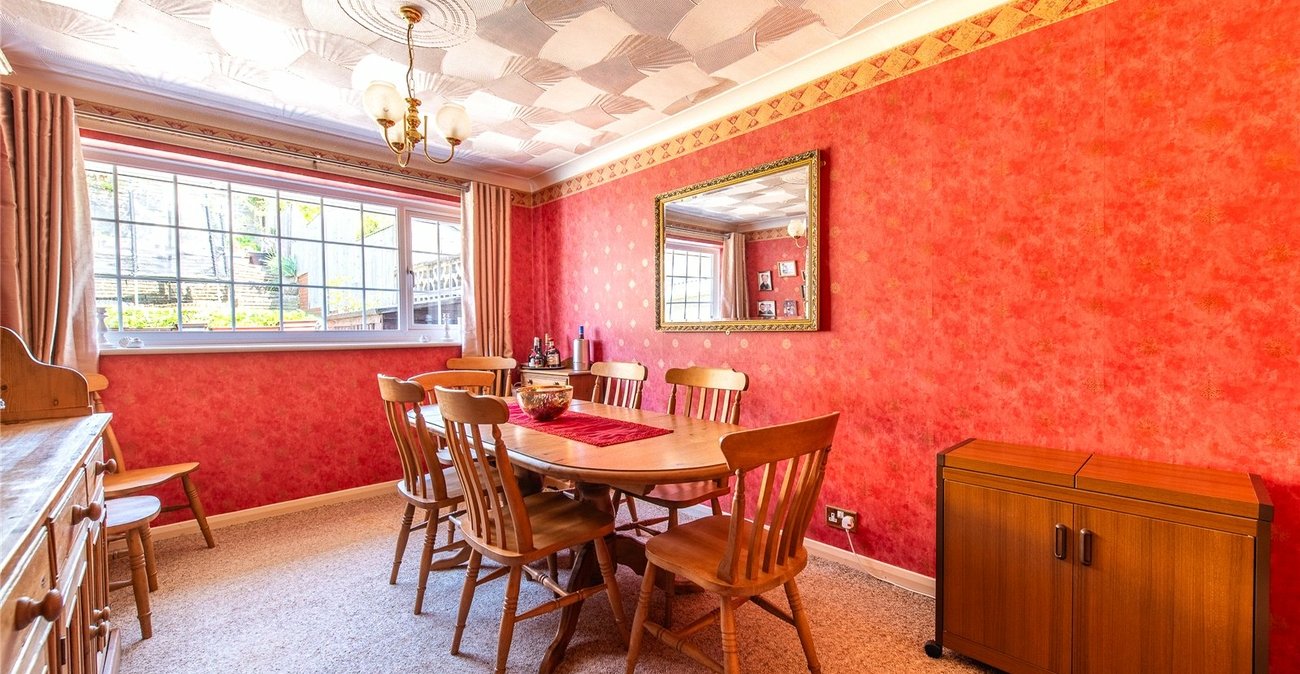 4 bedroom house for sale in Istead Rise | Robinson Michael & Jackson