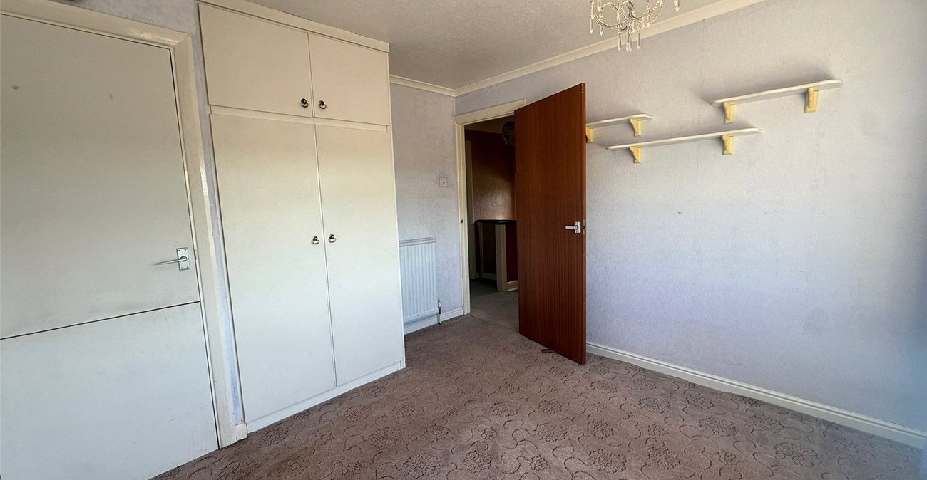 3 bedroom house for sale in Istead Rise | Robinson Michael & Jackson