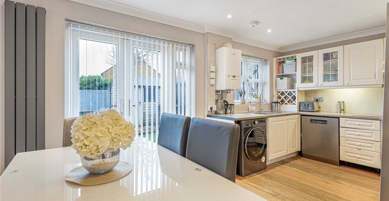 5 bedroom house for sale in Weavering | Robinson Michael & Jackson