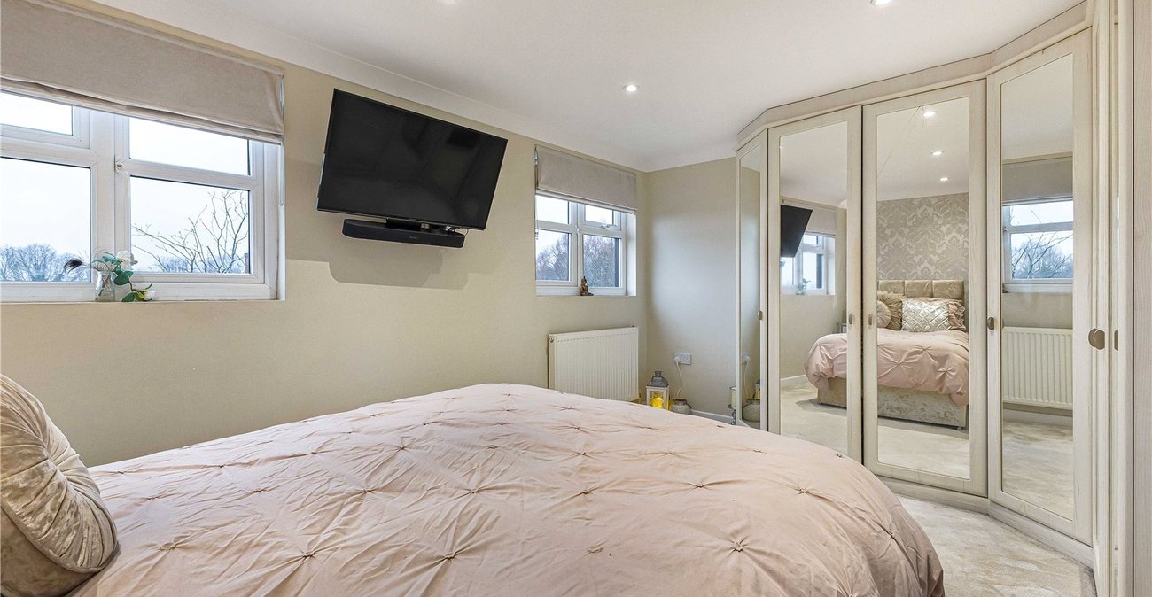 5 bedroom house for sale in Weavering | Robinson Michael & Jackson