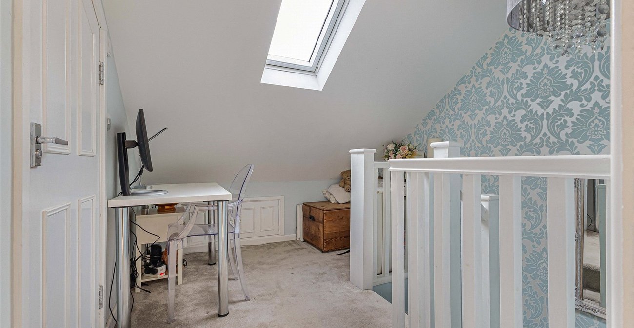 5 bedroom house for sale in Weavering | Robinson Michael & Jackson