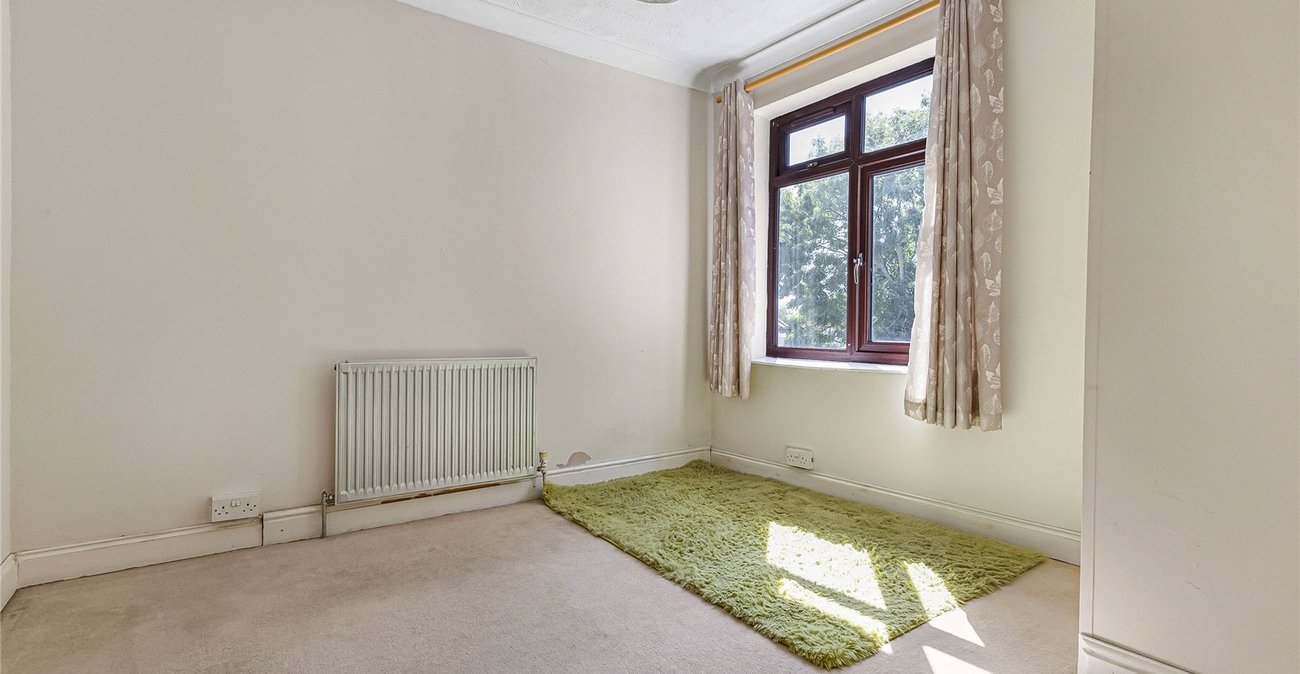 3 bedroom house for sale in Rochester | Robinson Michael & Jackson