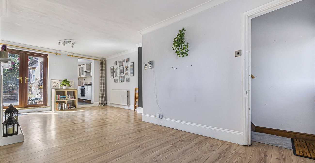 3 bedroom house for sale in Rochester | Robinson Michael & Jackson