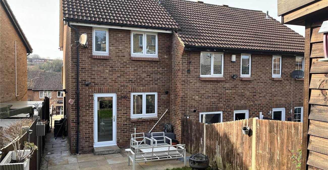 2 bedroom house for sale in Chatham | Robinson Michael & Jackson