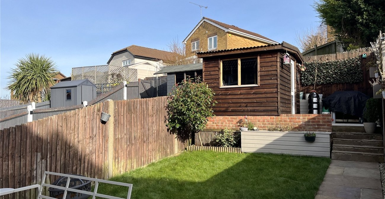 2 bedroom house for sale in Chatham | Robinson Michael & Jackson