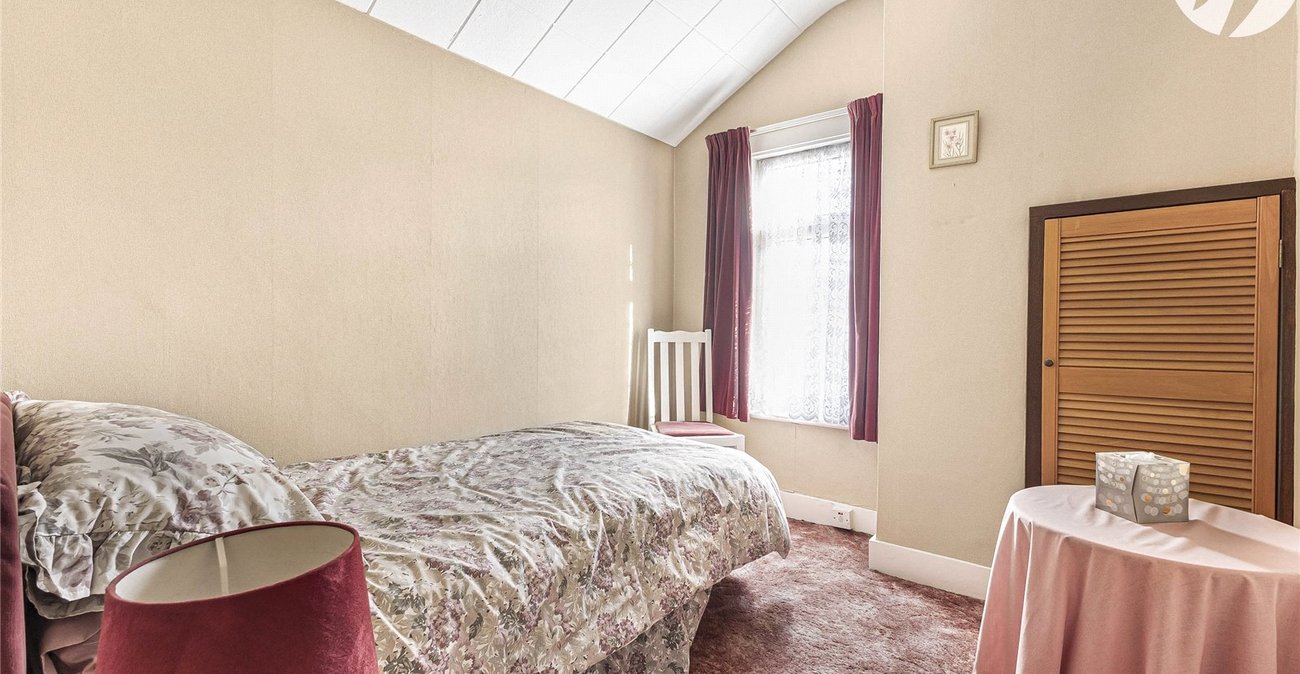 2 bedroom house for sale in Rochester | Robinson Michael & Jackson