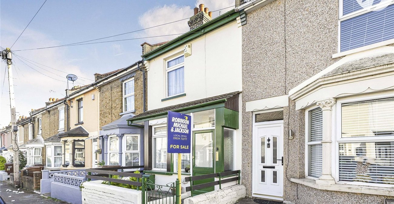 2 bedroom house for sale in Rochester | Robinson Michael & Jackson
