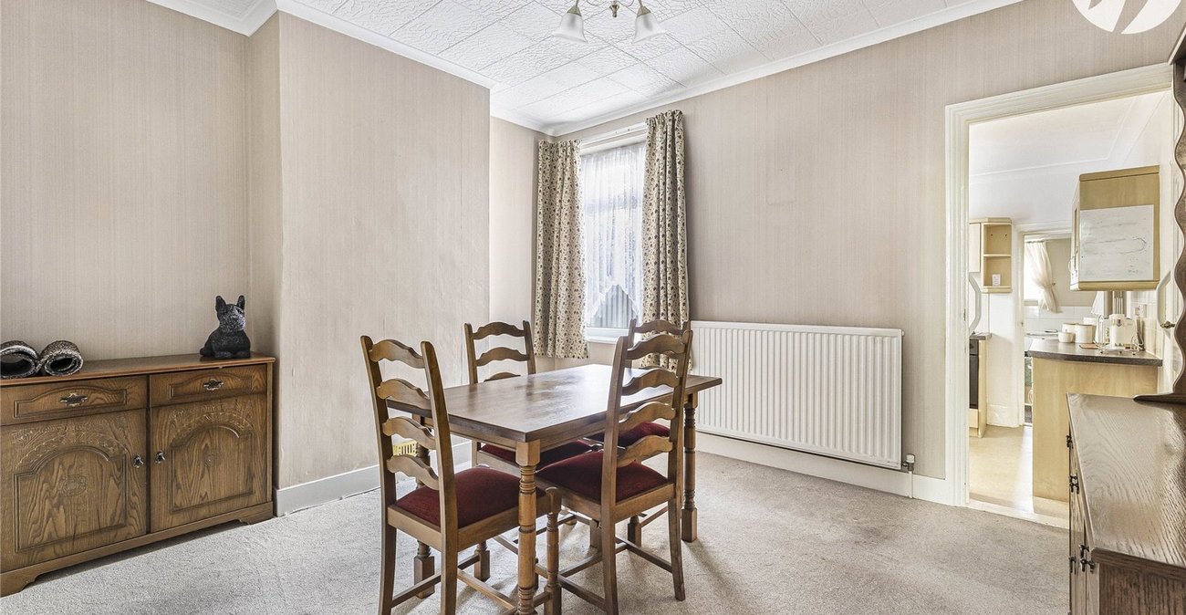 2 bedroom house for sale in Rochester | Robinson Michael & Jackson
