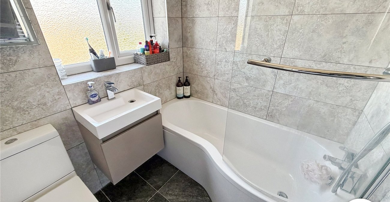 2 bedroom house for sale in Rochester | Robinson Michael & Jackson