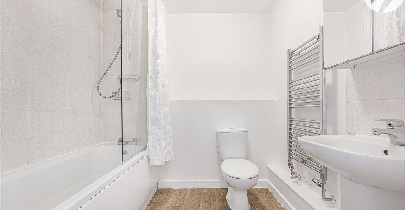 1 bedroom property for sale in Dartford | Robinson Jackson