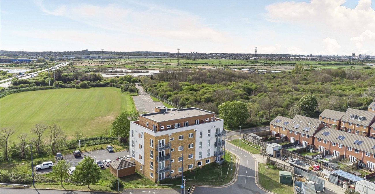 1 bedroom property for sale in Dartford | Robinson Jackson