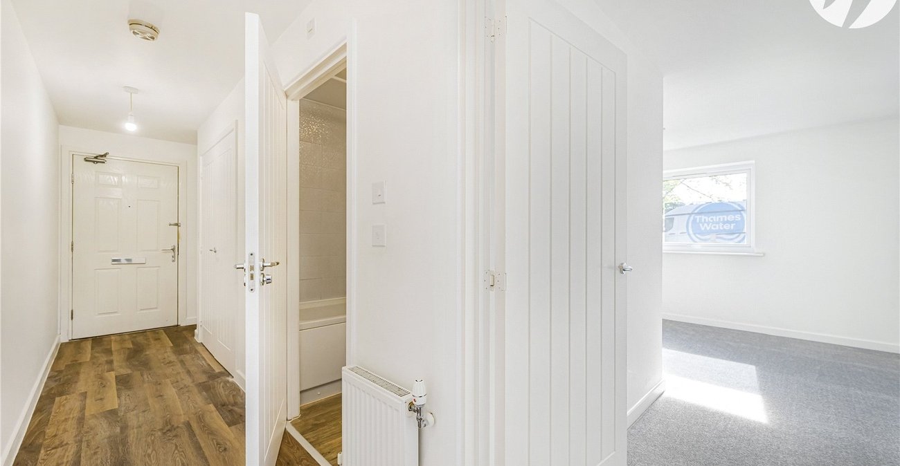 1 bedroom property for sale in Dartford | Robinson Jackson