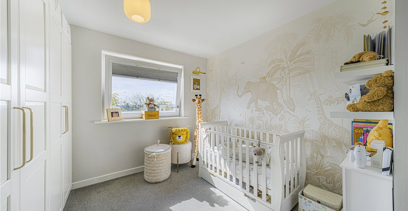 2 bedroom property for sale in Dartford | Robinson Jackson