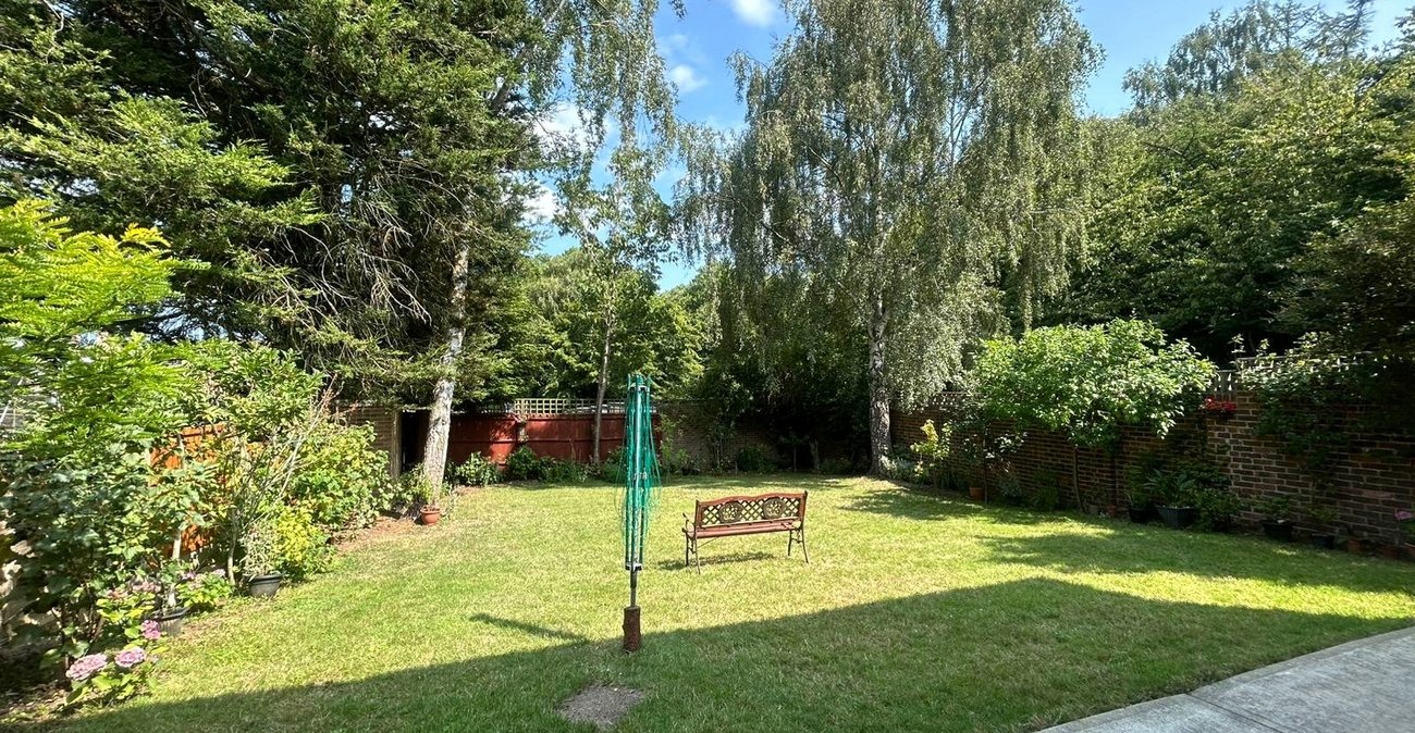 4 bedroom house for sale in Lordswood | Robinson Michael & Jackson