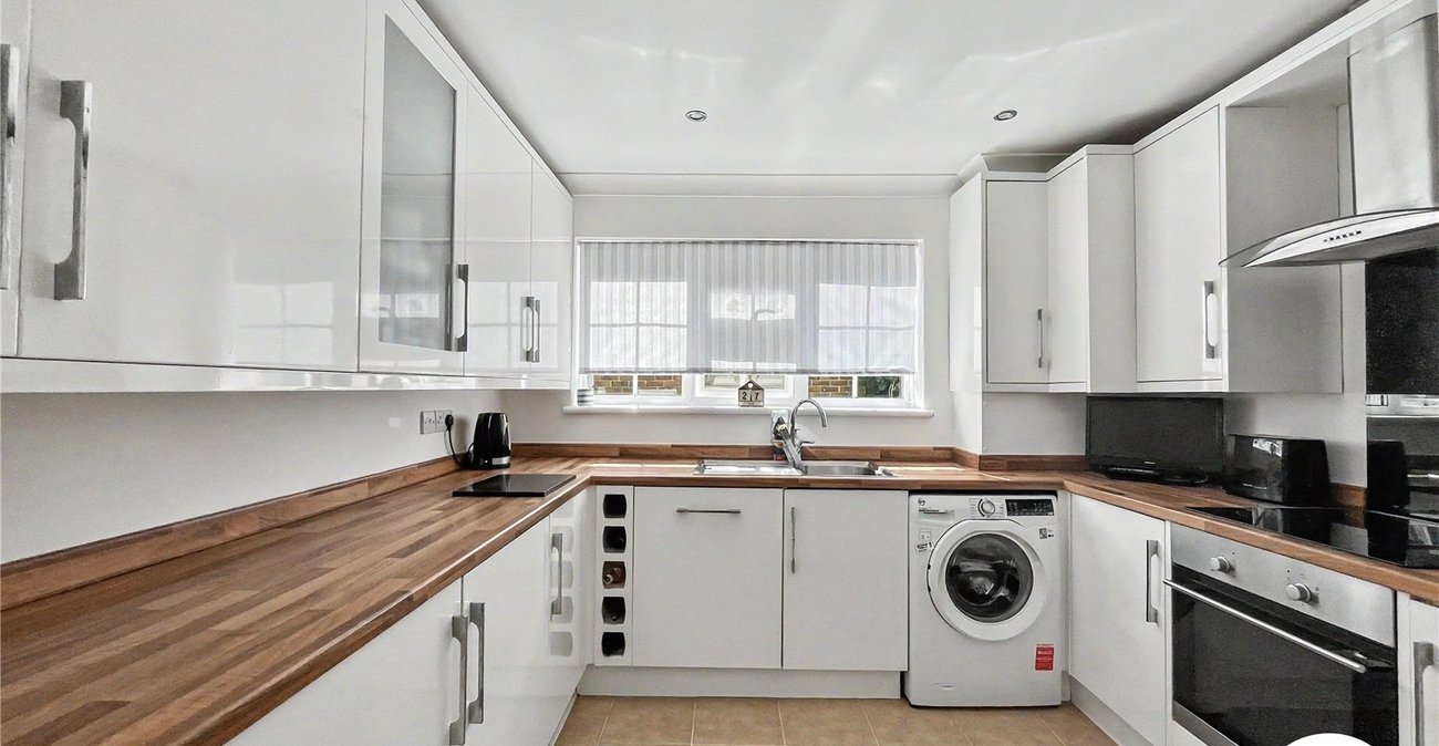 4 bedroom house for sale in Lordswood | Robinson Michael & Jackson