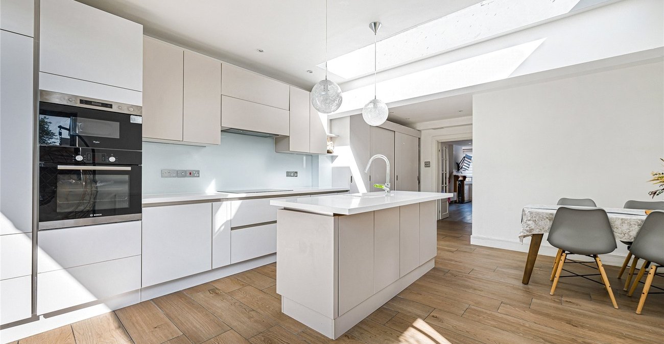 3 bedroom house for sale in Welling | Robinson Jackson
