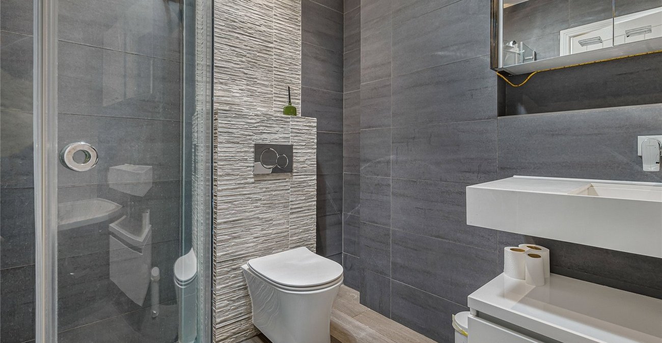 3 bedroom house for sale in Welling | Robinson Jackson