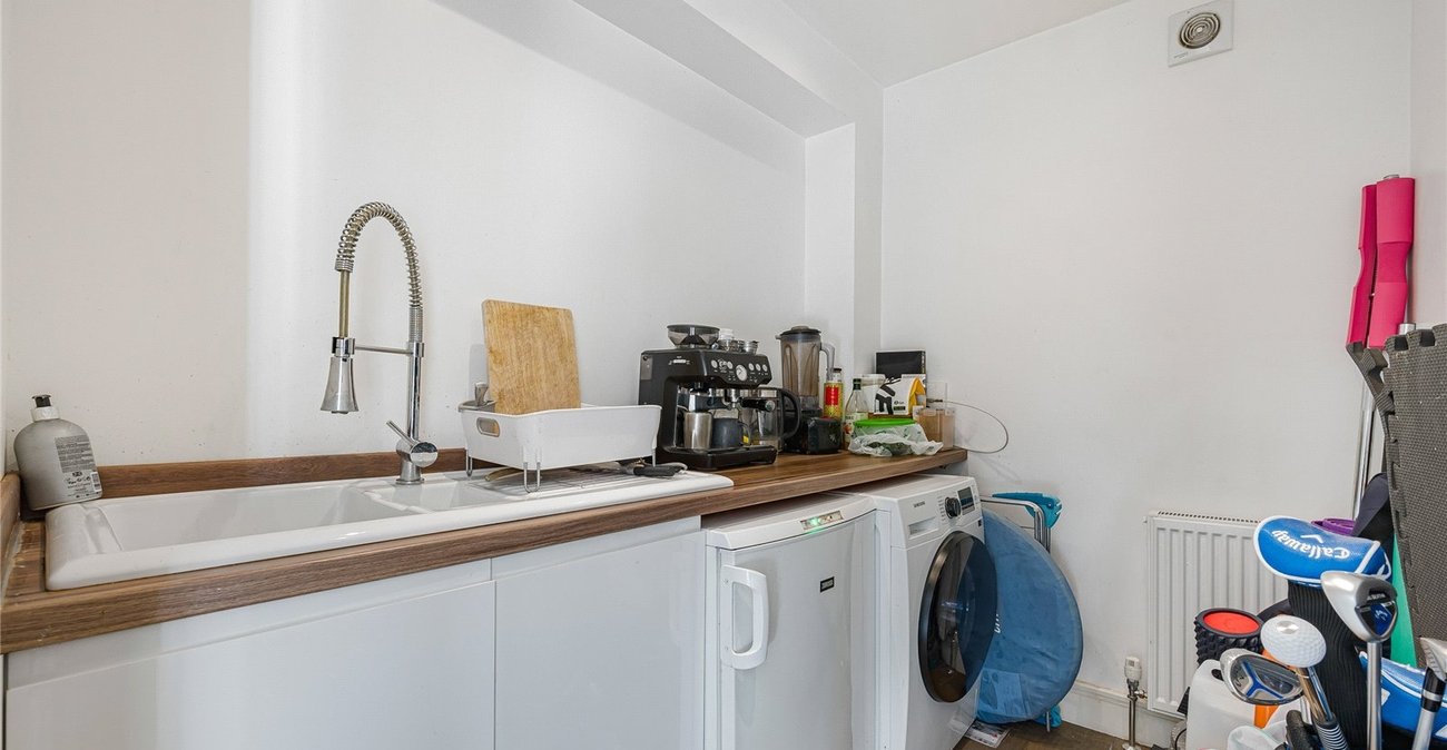 3 bedroom house for sale in Welling | Robinson Jackson