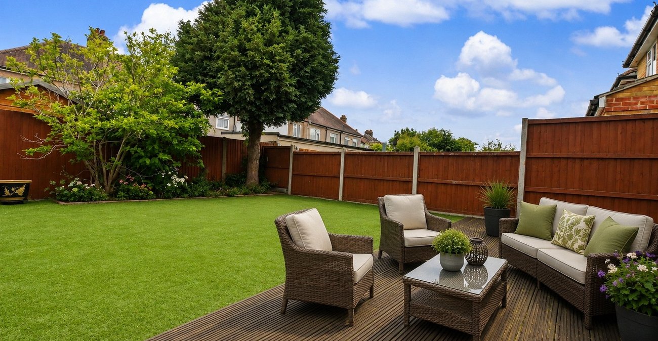 4 bedroom house for sale in Bexleyheath | Robinson Jackson