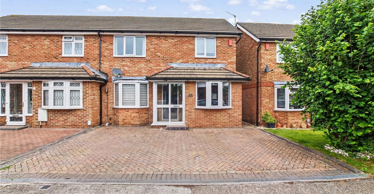 4 bedroom house for sale in Bexleyheath | Robinson Jackson