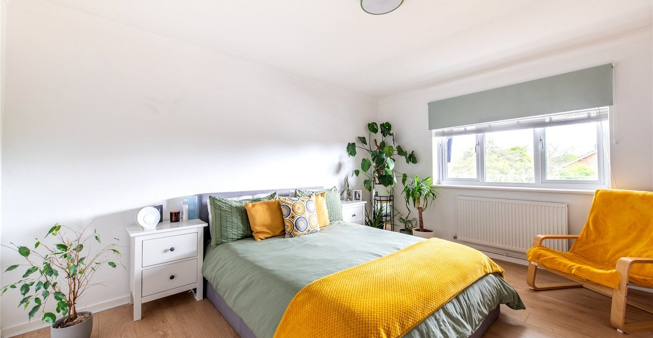 2 bedroom property for sale in Maidstone | Robinson Michael & Jackson