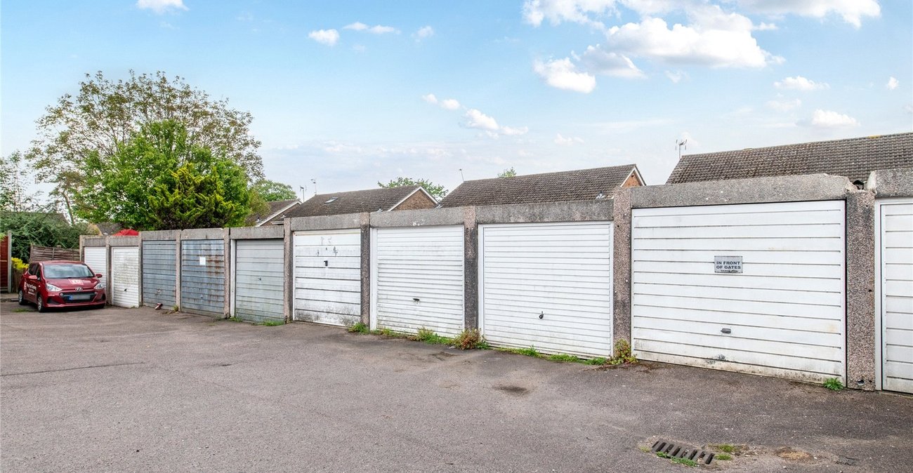 2 bedroom property for sale in Maidstone | Robinson Michael & Jackson