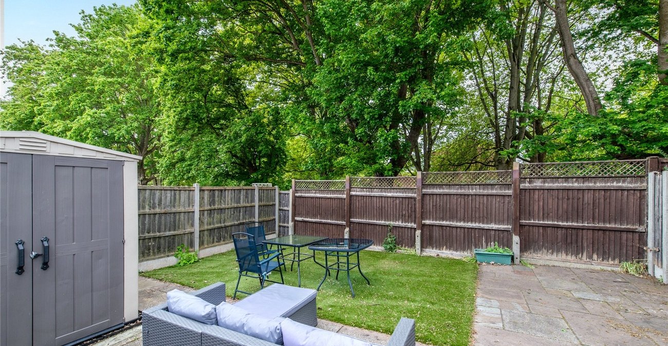 2 bedroom property for sale in Maidstone | Robinson Michael & Jackson