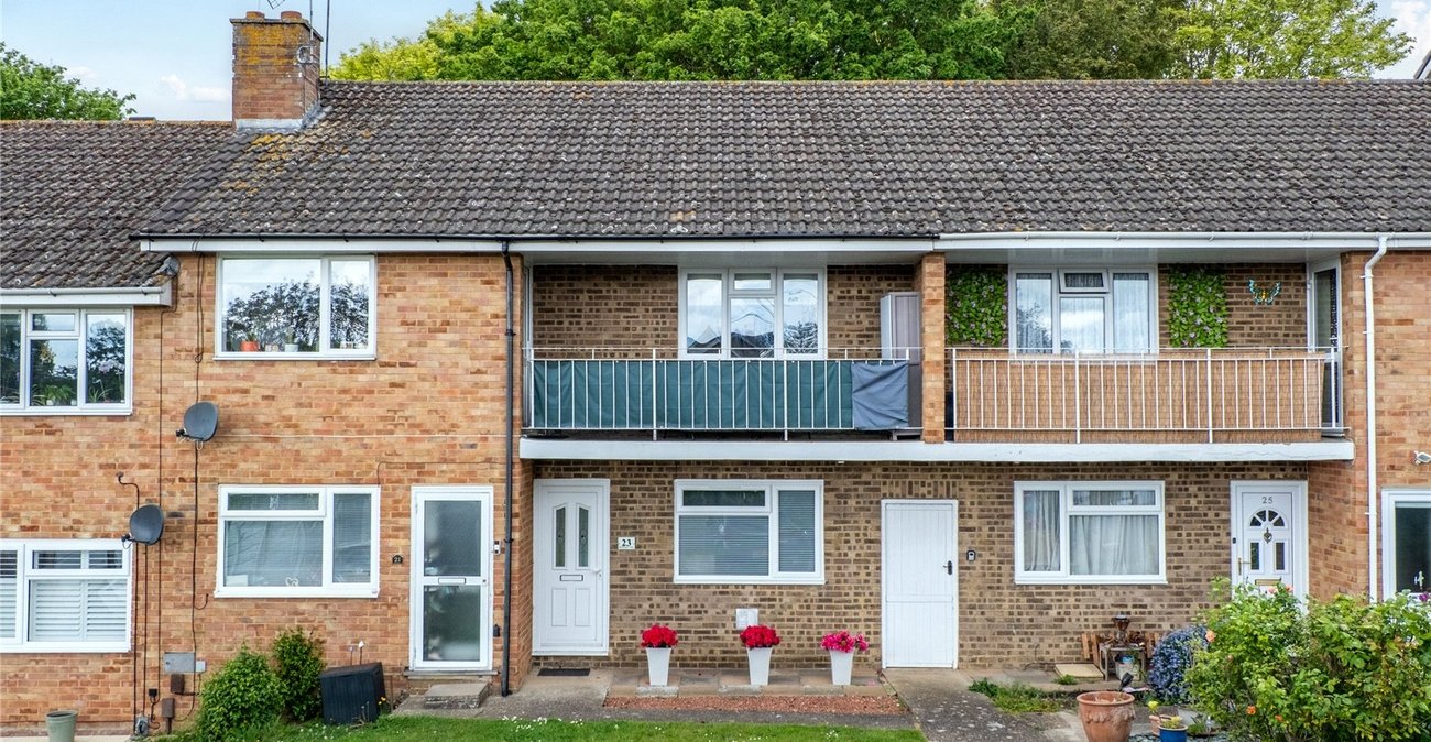 2 bedroom property for sale in Maidstone | Robinson Michael & Jackson