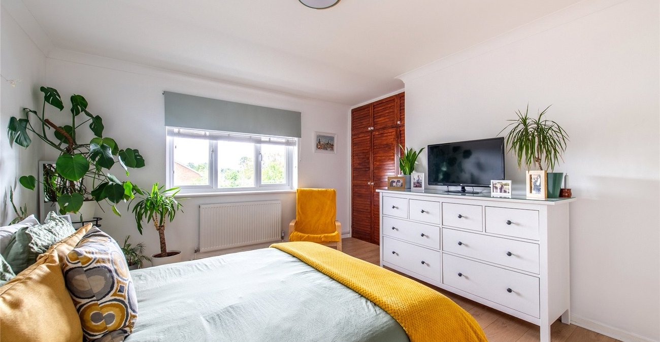 2 bedroom property for sale in Maidstone | Robinson Michael & Jackson