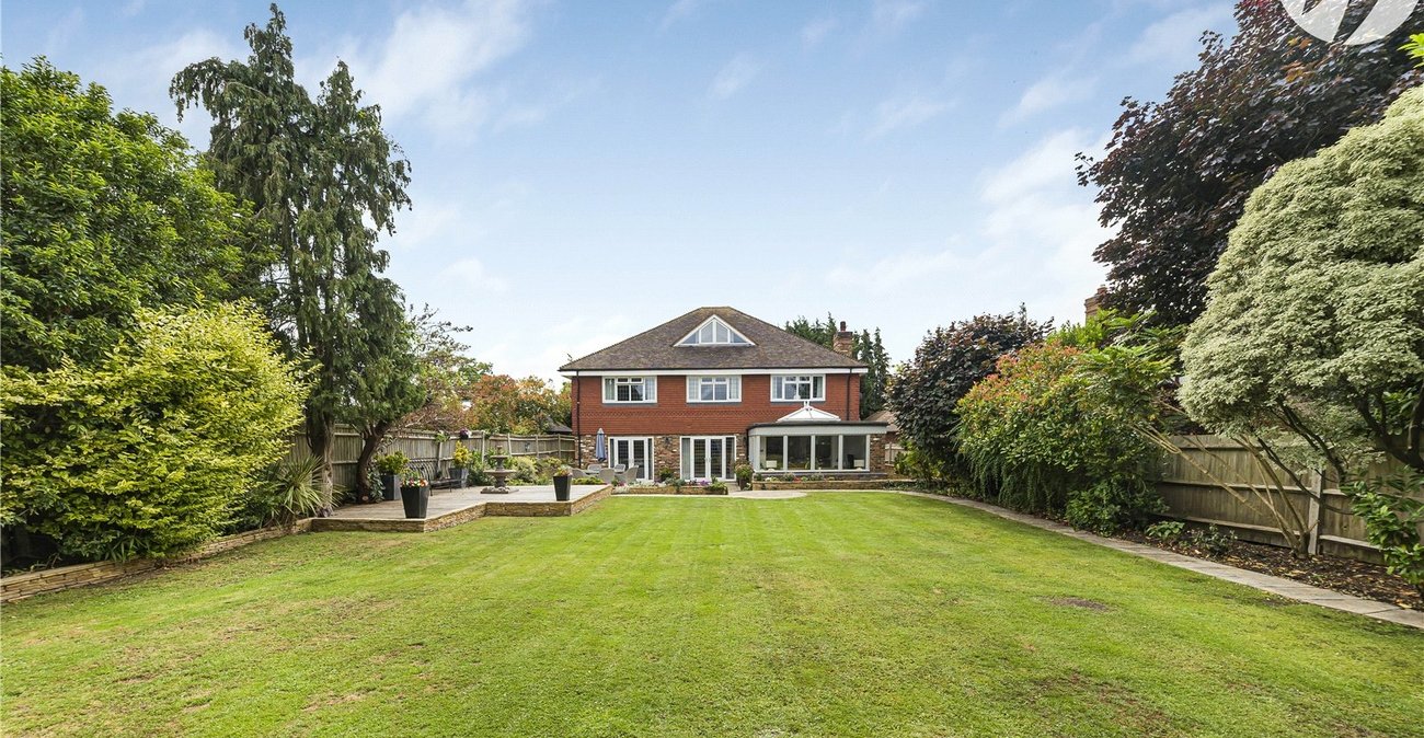 5 bedroom house for sale in Dartford | Robinson Jackson