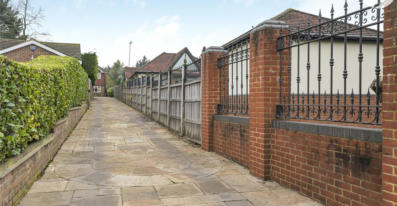 5 bedroom house for sale in Dartford | Robinson Jackson