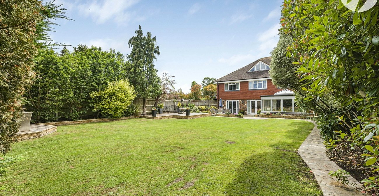 5 bedroom house for sale in Dartford | Robinson Jackson