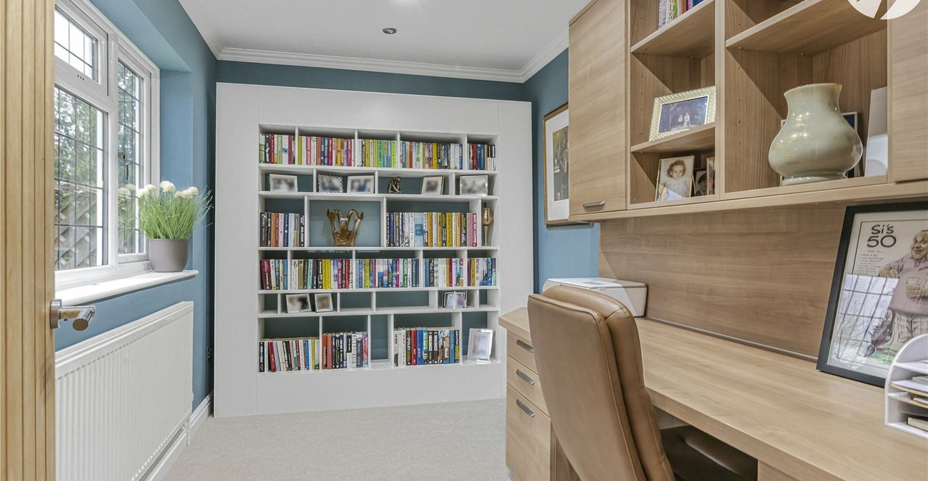 5 bedroom house for sale in Dartford | Robinson Jackson