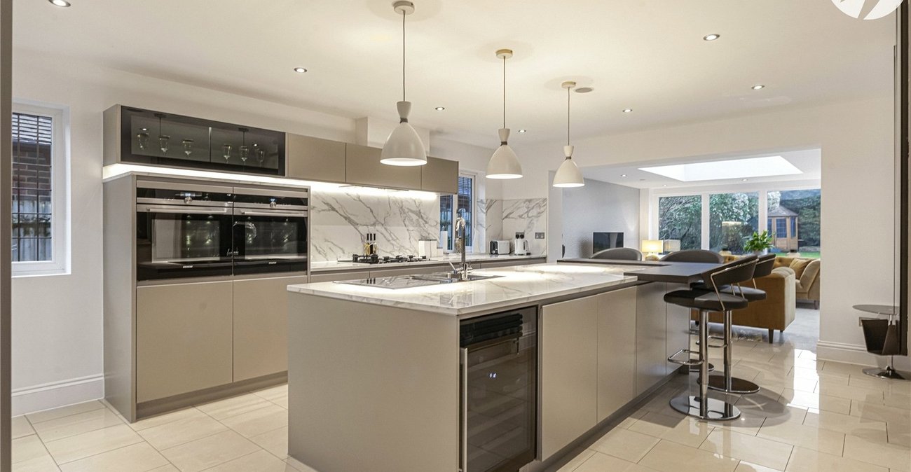 5 bedroom house for sale in Dartford | Robinson Jackson