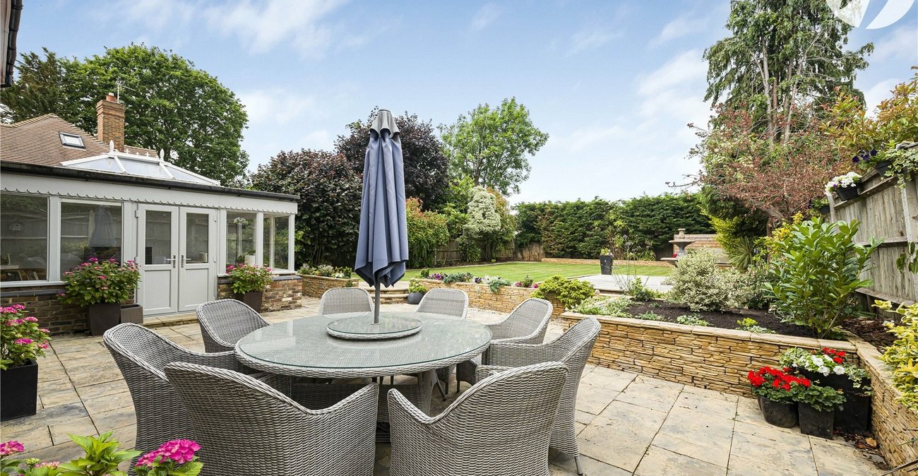 5 bedroom house for sale in Dartford | Robinson Jackson