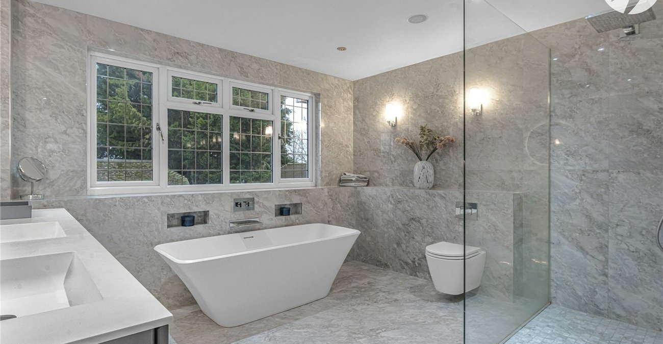 5 bedroom house for sale in Dartford | Robinson Jackson