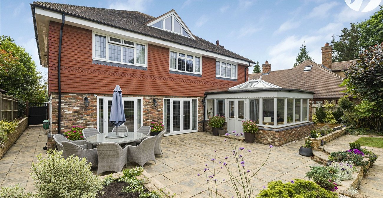 5 bedroom house for sale in Dartford | Robinson Jackson