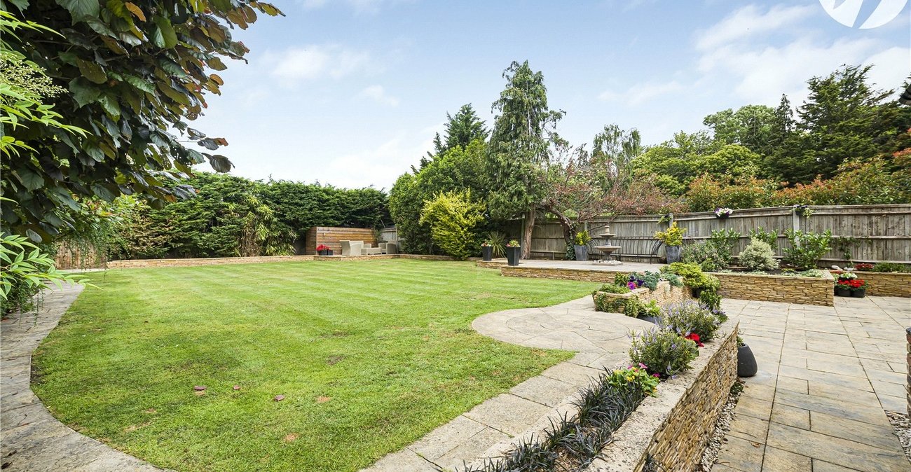 5 bedroom house for sale in Dartford | Robinson Jackson