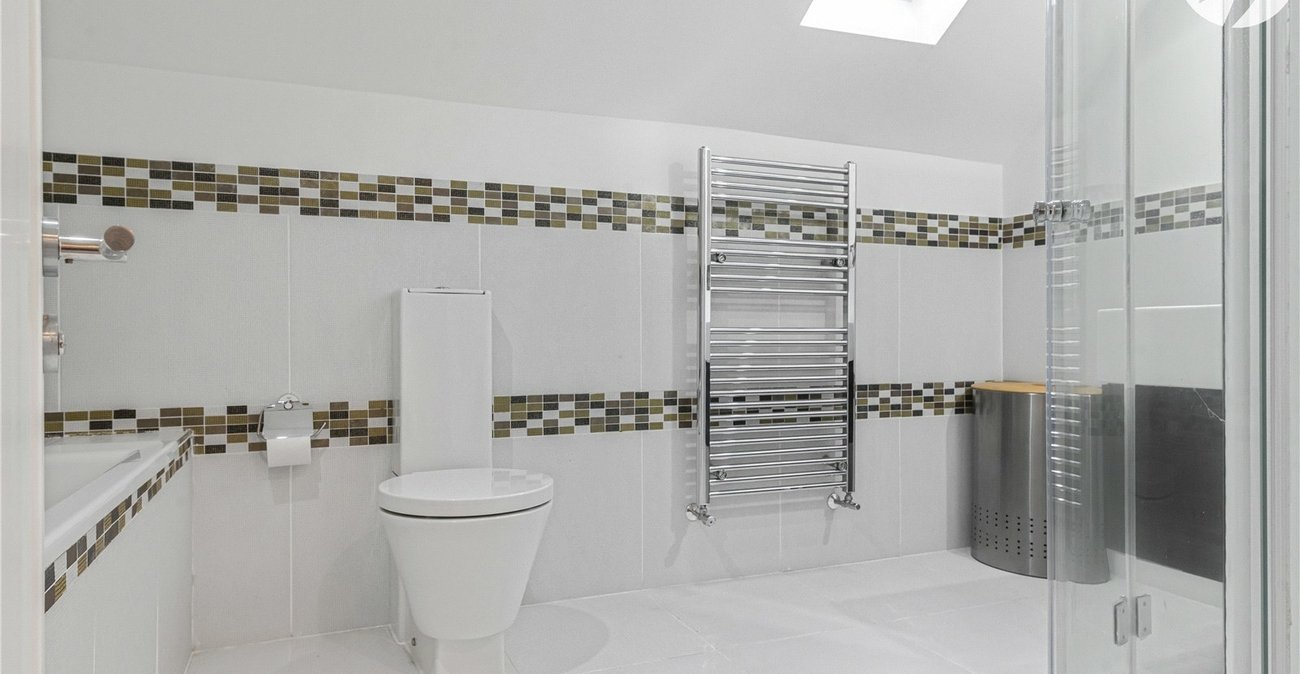 5 bedroom house for sale in Dartford | Robinson Jackson