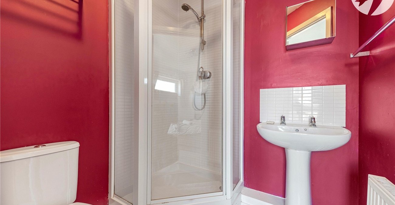 3 bedroom house for sale in Dartford | Robinson Jackson