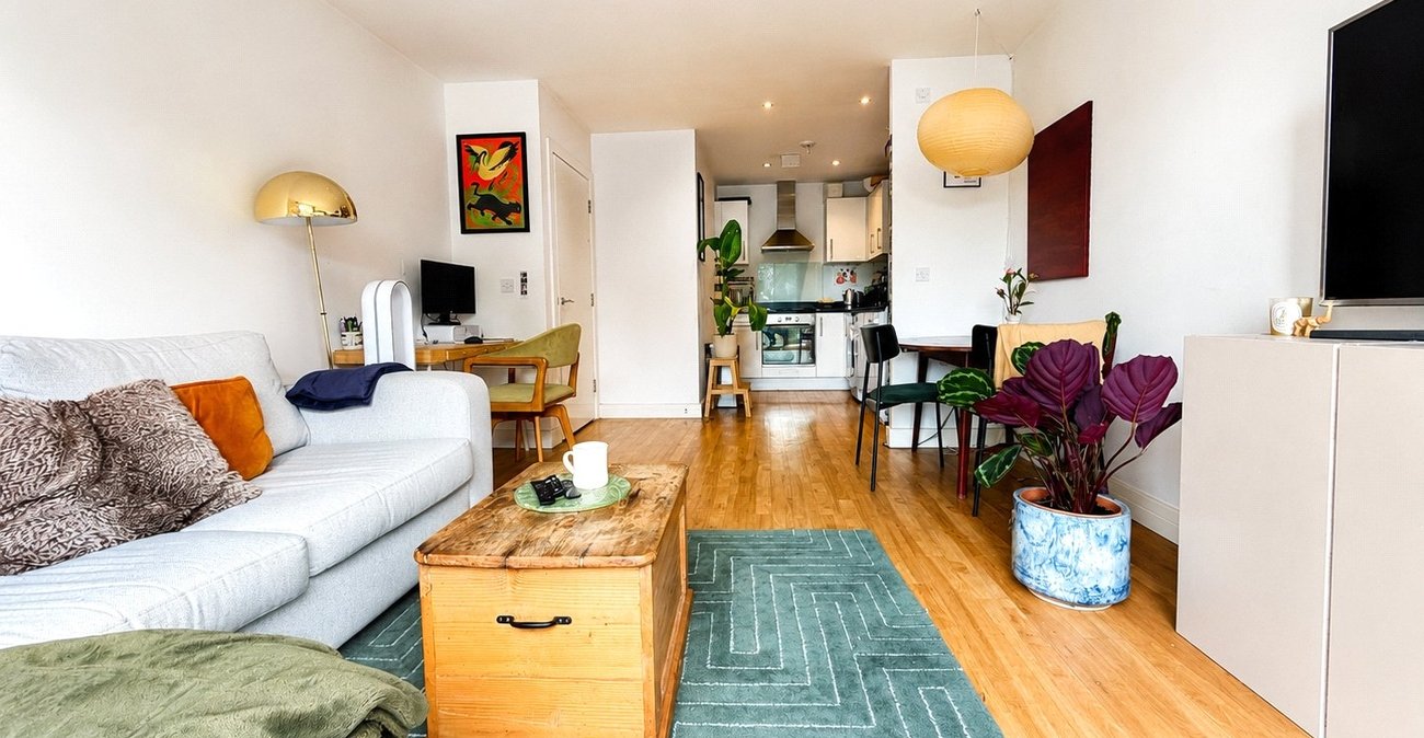 1 bedroom property for sale in London | Robinson Jackson
