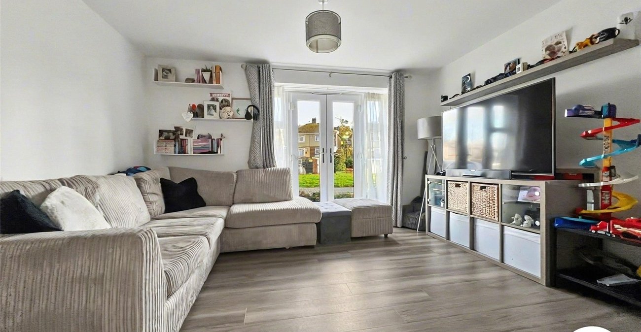 2 bedroom property for sale in Chatham | Robinson Michael & Jackson