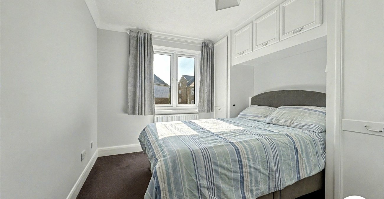 1 bedroom property for sale in Rochester | Robinson Michael & Jackson