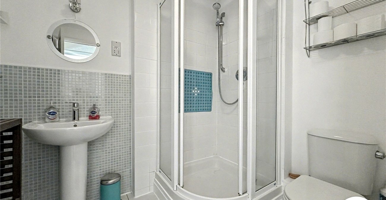 1 bedroom property for sale in Rochester | Robinson Michael & Jackson