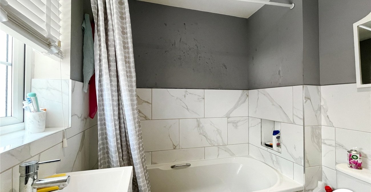 3 bedroom house for sale in Sittingbourne | Robinson Michael & Jackson