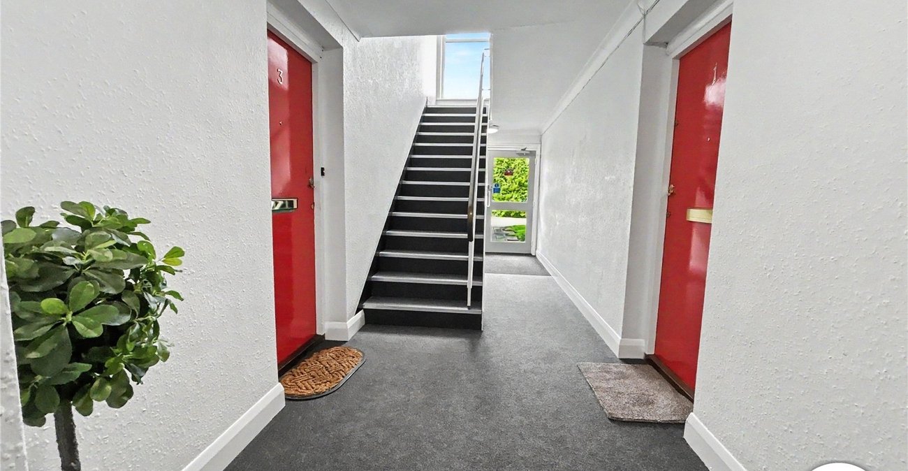 1 bedroom property for sale in Sidcup | Robinson Jackson