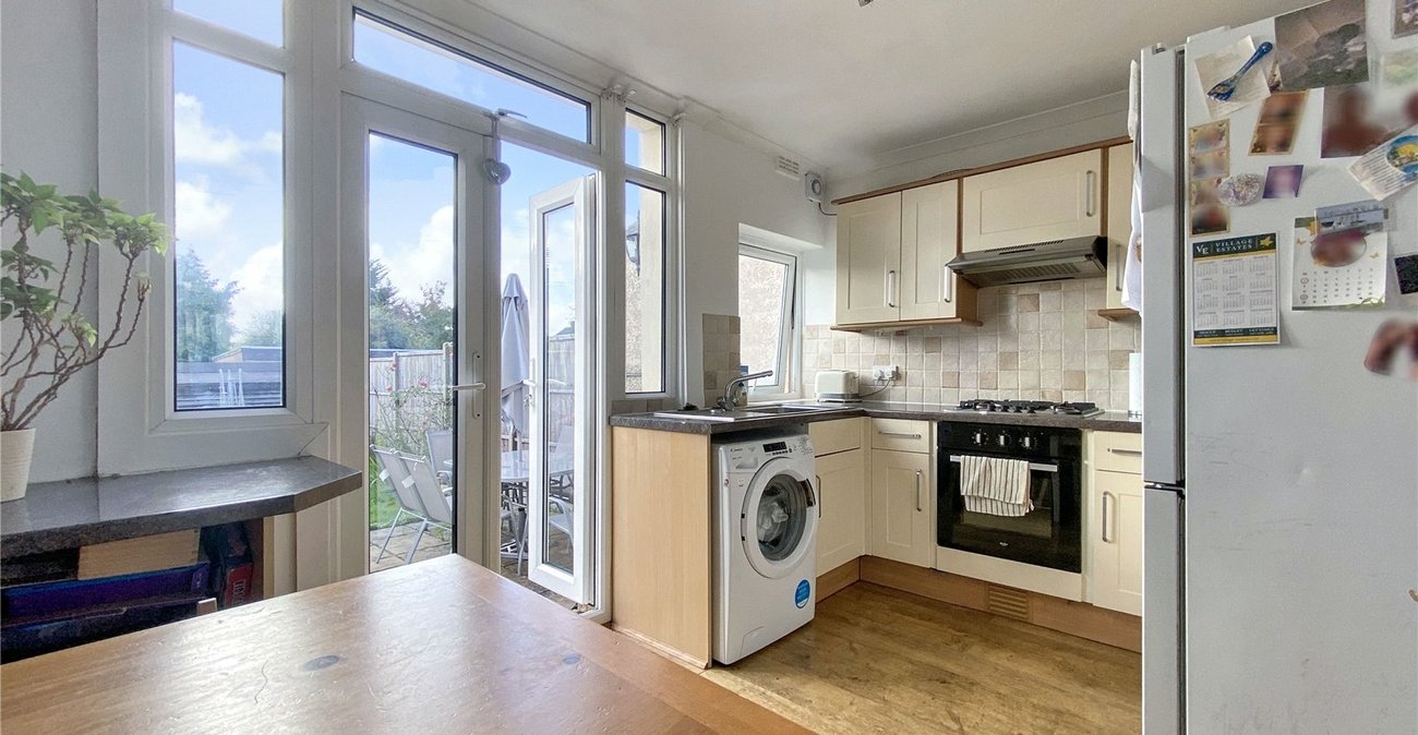 2 bedroom house for sale in Sidcup | Robinson Jackson