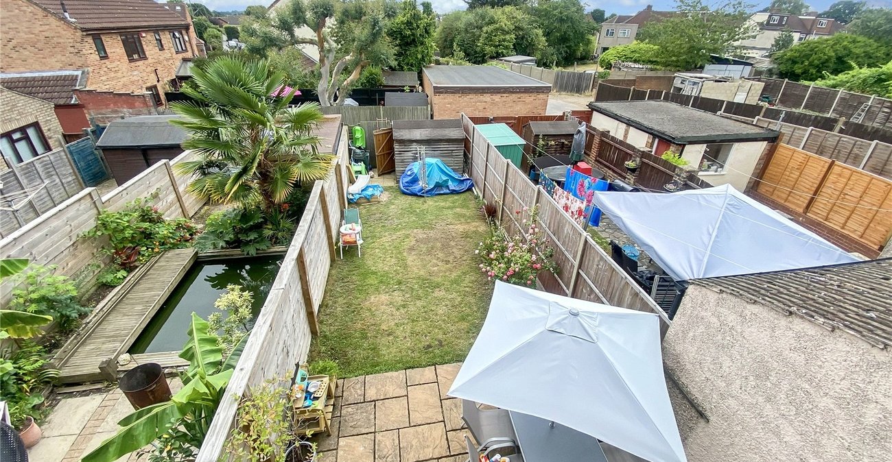 2 bedroom house for sale in Sidcup | Robinson Jackson