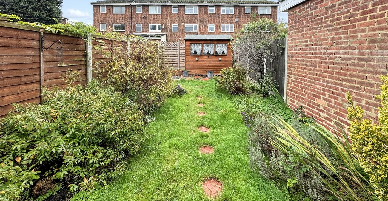 3 bedroom house for sale in Thamesmead | Robinson Jackson